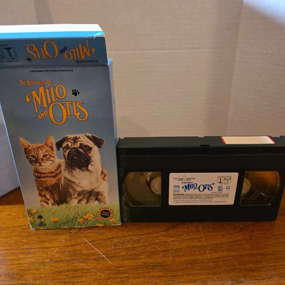 VHS 1989  MILO & OTIS TESTED RARE AWARD WINNER MOVIE